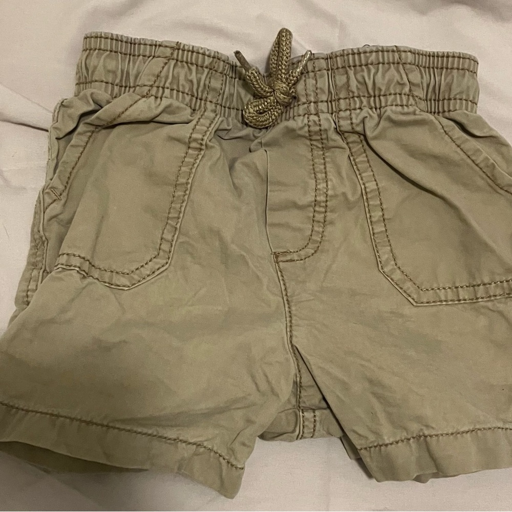 OshKosh B'gosh Tan Kids Shorts !Accepting Offers/Bundle Deals!